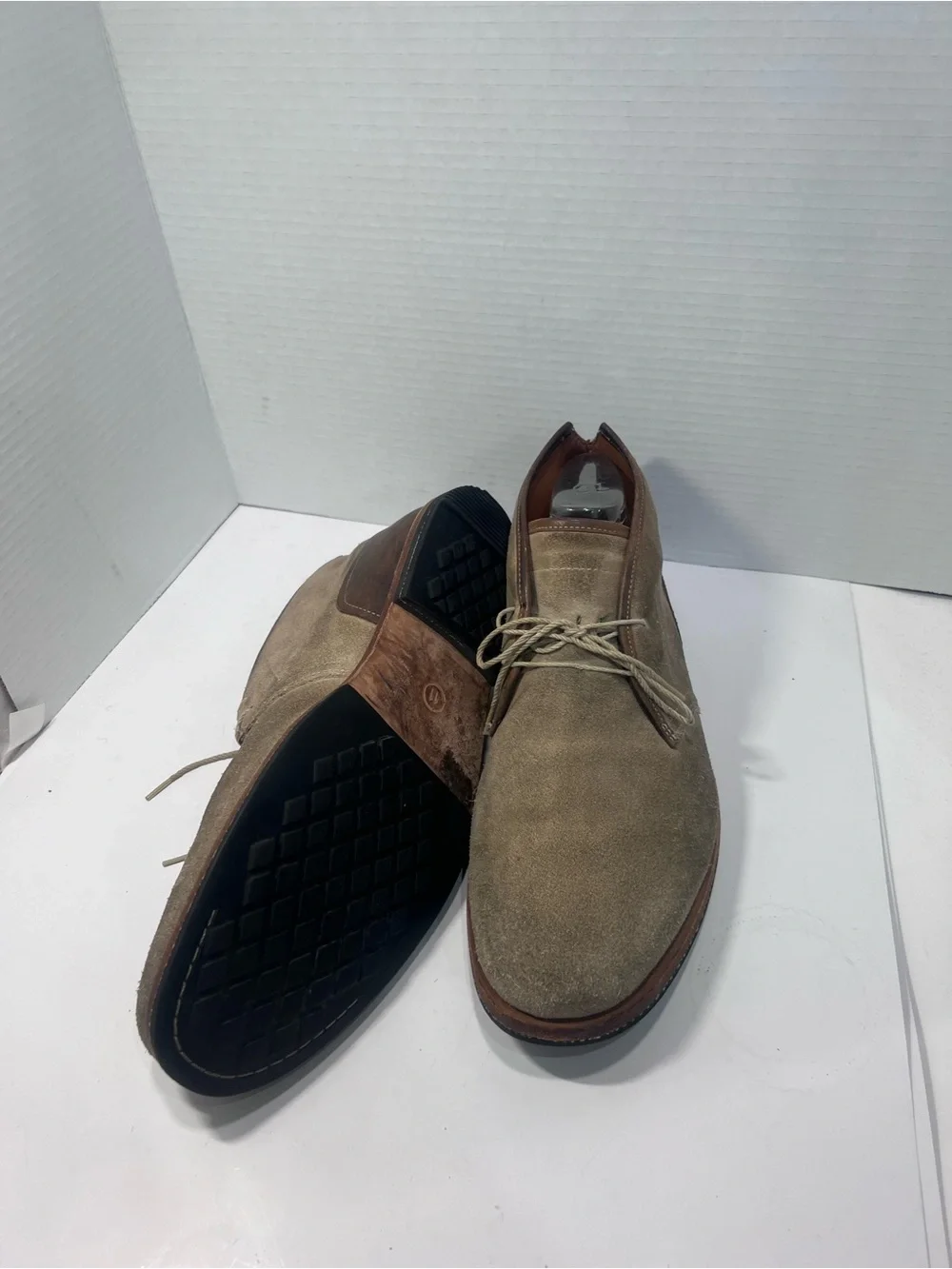 Timberland Men's Suede Chukka Boots in Olive/Tan with Dark Brown Heel